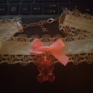 Baby blue gummy bear chocker